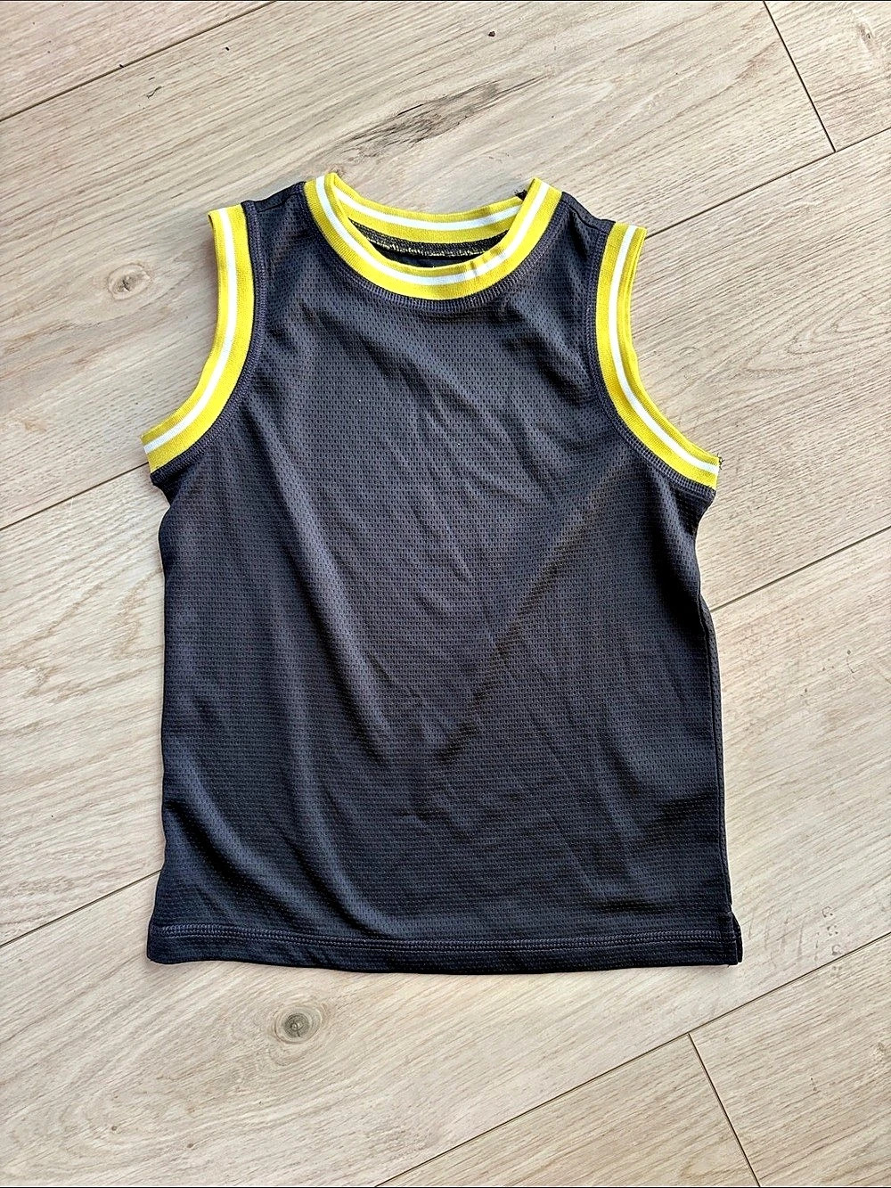 Hanna Andersson Girls Athletic Mesh Jersey Black Yellow Size 5